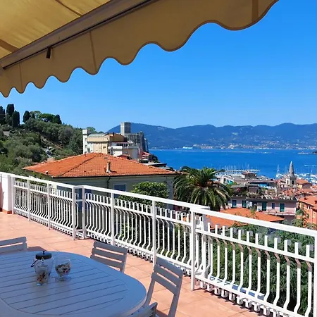 Apartment La Bouganville