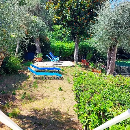 Apartment La Bouganville